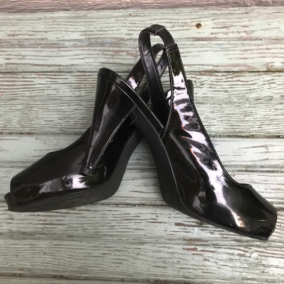 Vera Wang Black Slingback High Heels Size 8 - Picture 5 of 8